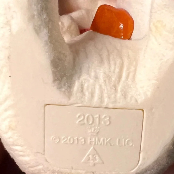 Hallmark NEW 2013 “Sharing A Secret” Christmas 13th in Snowball & Tuxedo series - Picture 8 of 10